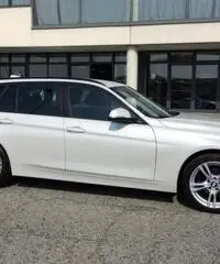 BMW 318 dA Touring +Navig +Autom +"18 Msport +Fari Led - 3