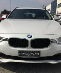 BMW 318 dA Touring +Navig +Autom +"18 Msport +Fari Led - 4