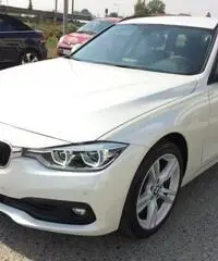 BMW 318 dA Touring +Navig +Autom +"18 Msport +Fari Led - 8