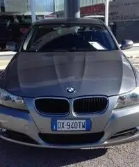 BMW Serie 3 318d cat Touring Eletta - 2