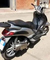 Piaggio Beverly 200 - 3