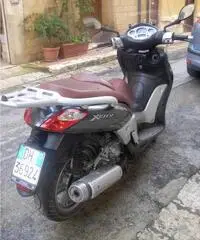 Vendo Scooter Yamaha X City 250 - 3