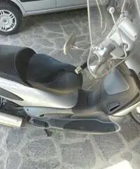 Scooter Piaggio Beverly 200