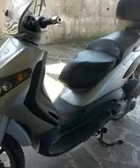 Scooter Piaggio Beverly 200 - 2