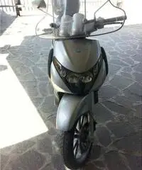 Scooter Piaggio Beverly 200 - 3