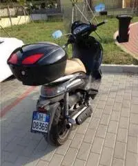 SCOOTER BEVERLY TOURER 400cc - 2