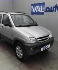 DAIHATSU Terios 1.3i 4WD SX 5PORTE CV86-No garanzia!!!