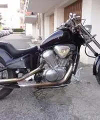 HONDA SHADOW 600 - 2