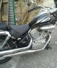 SUZUKI INTRUDER VL 250 CLASSIC