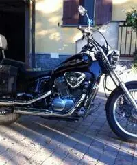 HONDA SHADOW VT 600