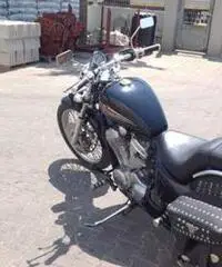 HONDA SHADOW VT 600 - 3