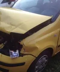 Compro auto incidentate genova