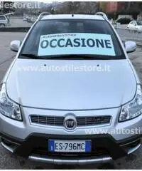 FIAT Sedici 2.0 MJT 16V DPF 4x4 Emotion - 2