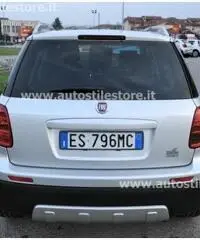 FIAT Sedici 2.0 MJT 16V DPF 4x4 Emotion - 5