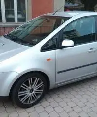 Ford focus Cmax