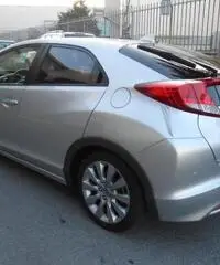 HONDA Civic 1.6 i-DTEC Lifestyle - 3