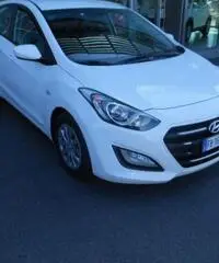 HYUNDAI i30 1.6 CRDi 5p. Classic - 3