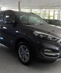 HYUNDAI Tucson 1.7 CRDi XPossible + Pelle e Tetto Apribile - KM0 - 3