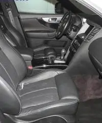 INFINITI FX 3.0 D BLACK AND WHITE EDITION CV238 FULL!!!!!!!!! - 5