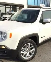 JEEP Renegade 1.6 Mjt Limited 120 cv-Navi 6,5 +Xenon+Smart key - 2