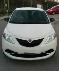 LANCIA Ypsilon 1.2 69 CV 5 porte Silver - 2