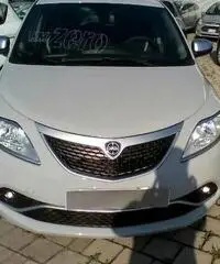 LANCIA Ypsilon 1.2 69 CV 5 porte Mya - 2