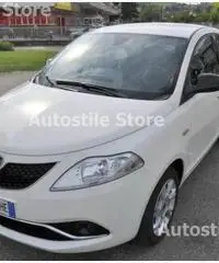 LANCIA Ypsilon 1.2 69 CV 5 porte GPL Ecochic Gold