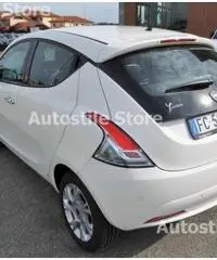 LANCIA Ypsilon 1.2 69 CV 5 porte GPL Ecochic Gold - 6