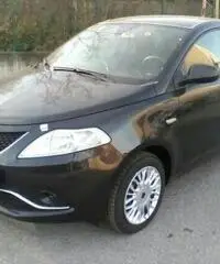 LANCIA Ypsilon 1.2 69 CV 5 porte Silver - 8