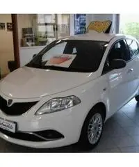 LANCIA Ypsilon 1.2 69 CV 5 porte Silver MOD.NUOVO OK NEOPATENTATI