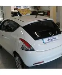 LANCIA Ypsilon 1.2 69 CV 5 porte Silver MOD.NUOVO OK NEOPATENTATI - 6