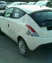 LANCIA Ypsilon 1.2 69 CV 5 porte Silver - 7