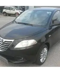 LANCIA Ypsilon 1.2 69 CV 5 porte Silver - 4