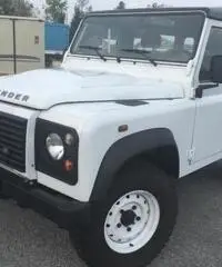 LAND ROVER Defender 90 2.2 TD4 Station Wagon  N1 - 2