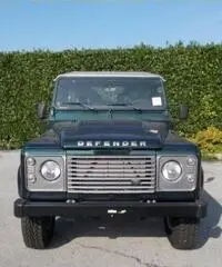 LAND ROVER Defender 90 2.2 TD4 Station Wagon SE  N1 - 2