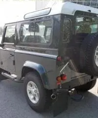 LAND ROVER Defender 90 2.2 TD4 Station Wagon SE  N1 - 6