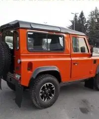 LAND ROVER Defender 90 2.2 TD4 Station Wagon Adventure Edition N1 - 6