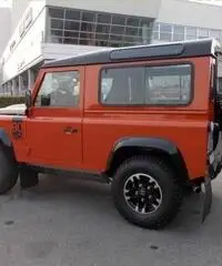 LAND ROVER Defender 90 2.2 TD4 Station Wagon Adventure Edition N1 - 7