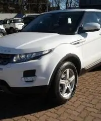 Land Rover Range Rover Evoque Evoque 2.2 SD4 5p. Pure - 3