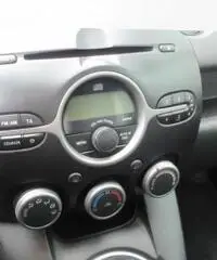 MAZDA 2 1.3 16V 86CV 3p. Sport Gen. '09 - 9