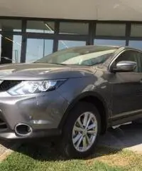 NISSAN Qashqai 1.6 dCi 2WD Connecta + Acenta + X-Tronic CVT +NAVI