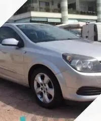 OPEL Astra gtc - 2006 GPL