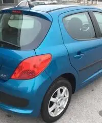 PEUGEOT 207 1.4 HDi 70CV 5p. X Line - 4