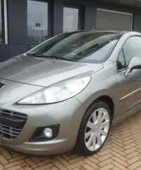 PEUGEOT 207 1.6 8V HDi 112CV CC Active