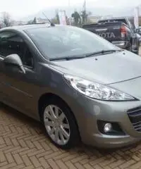 PEUGEOT 207 1.6 8V HDi 112CV CC Active - 2