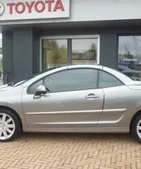 PEUGEOT 207 1.6 8V HDi 112CV CC Active - 5