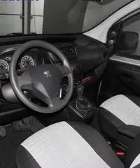 PEUGEOT Bipper TEPEE 1.3 HDI AUTOCARRO 4 POSTI-no garanzia! - 9