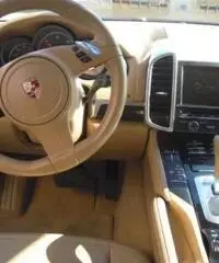 PORSCHE Cayenne 3.0 Diesel - 5