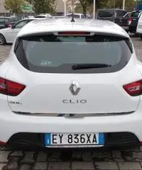 RENAULT Clio 1.2 75CV 5 porte GPL Live  KM 11000 -PARI AL NUOVO - 6