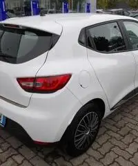 RENAULT Clio 1.2 75CV 5 porte GPL Live  KM 11000 -PARI AL NUOVO - 7